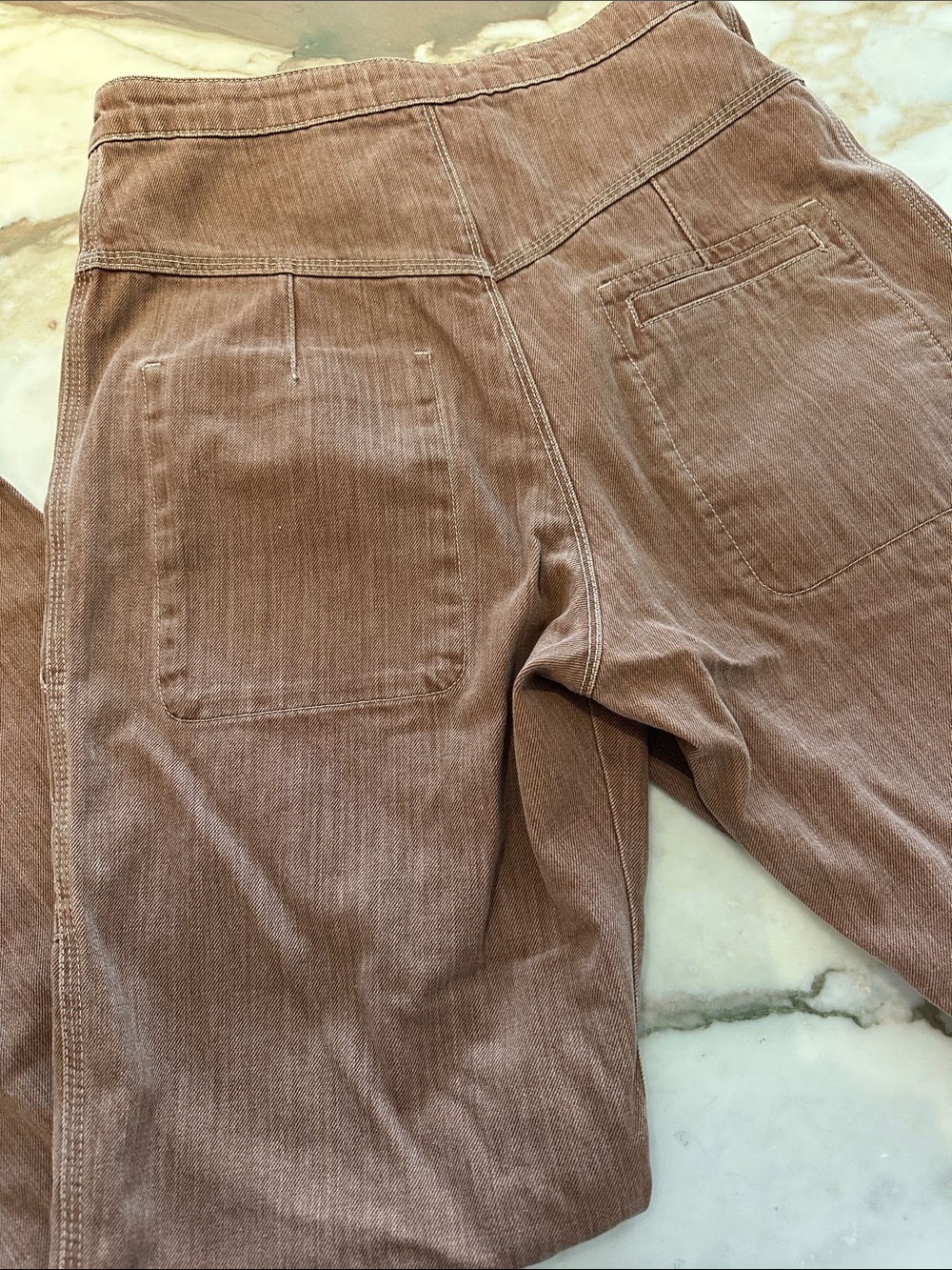 Isabel Marant high waist Straight-Leg Jeans in Dusty Mauve/Tan - Picture 4 of 5